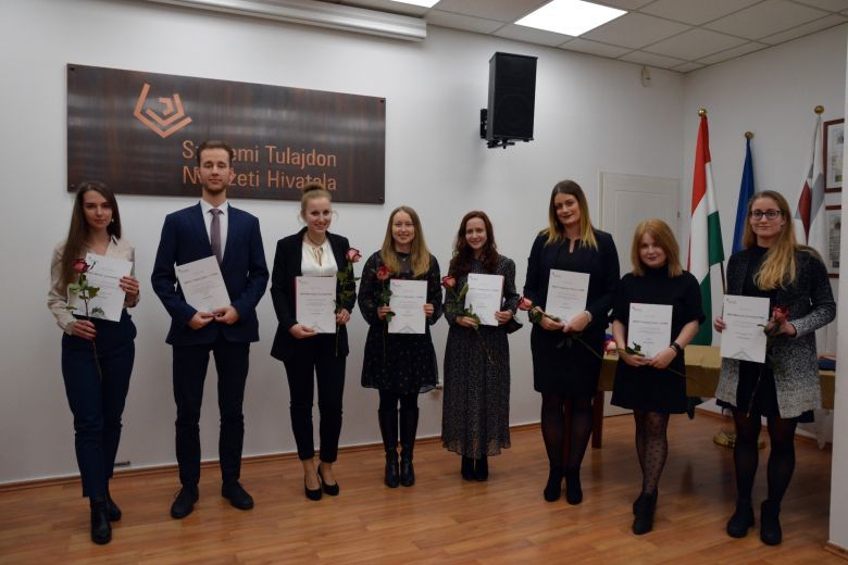 Ujvári díjátadó csoportkép